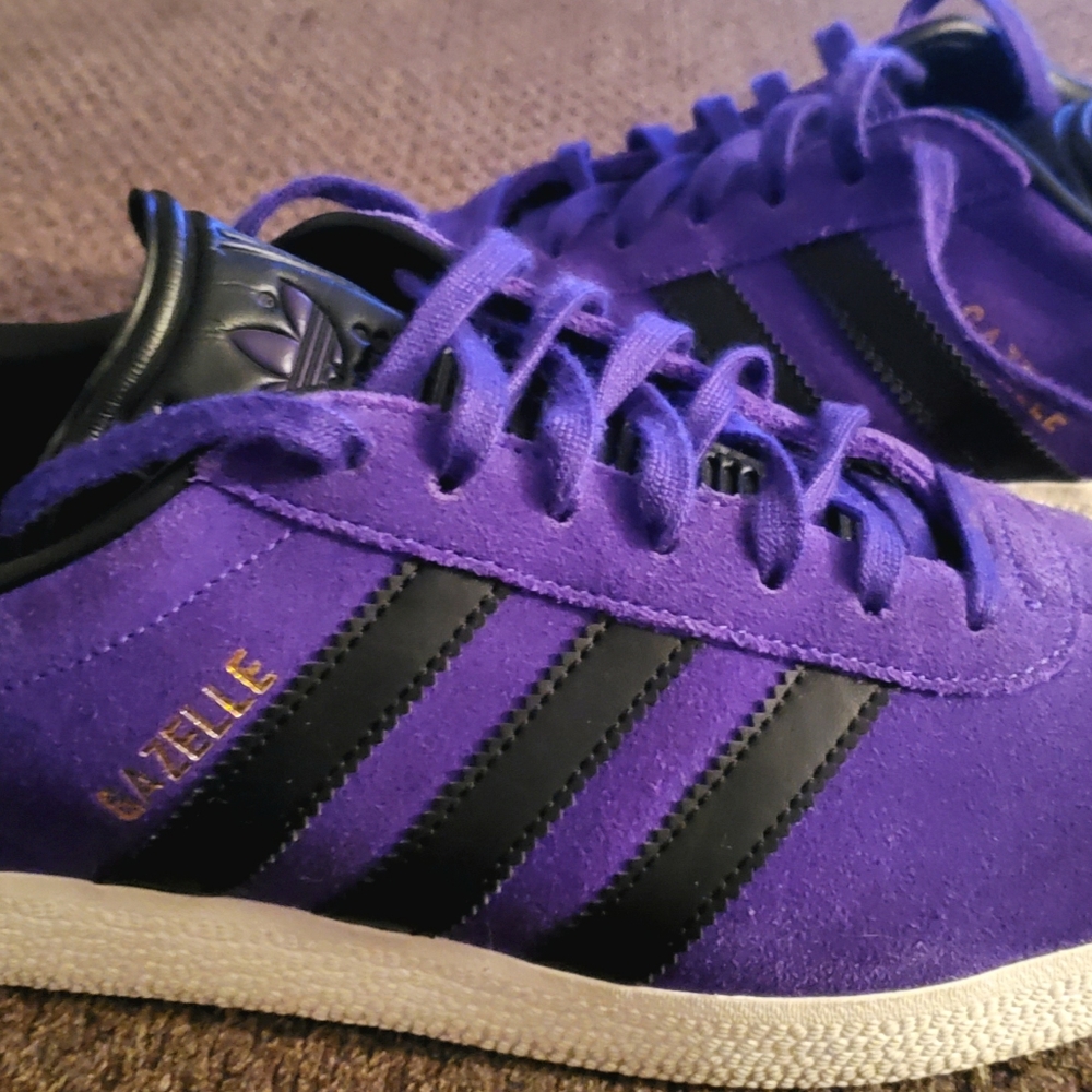 Adidas Gazelle Sneakers size 8